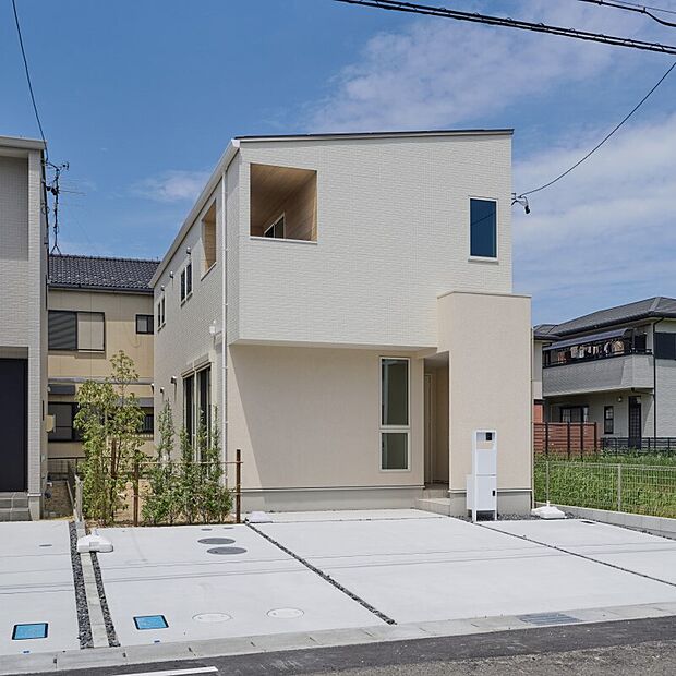 【A棟】デザイン性と機能性を兼ね備えたこだわりの設計。ウッドフレンズならではの自然素材をふんだんに使用。※現地写真：2026/6撮影