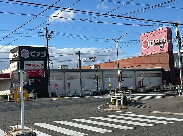 ピアゴ蟹江店（約801m）