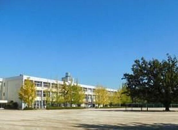 刈谷市立富士松北小学校(約933m)