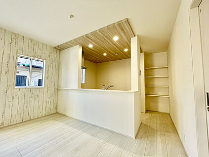 【1号棟:キッチン】