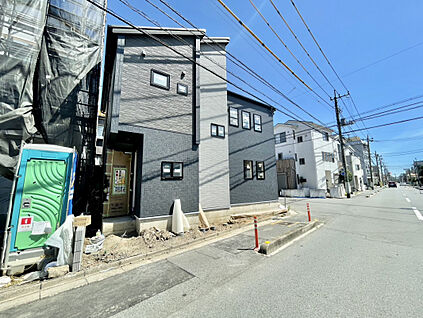 ≪2号棟≫外観写真　8.8現在