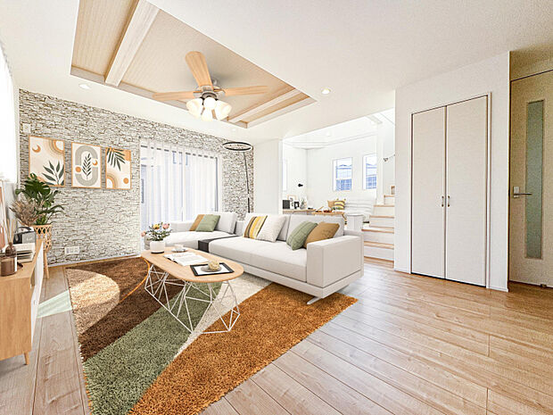 【9号棟/マルチスキップ含むLDK（21.5帖）】　（※家具等をCGで加工しています。家具付き販売ではございません。）温かみを感じる木目のフローリングを採用し、好みに合わせてお部屋をアレンジできます。