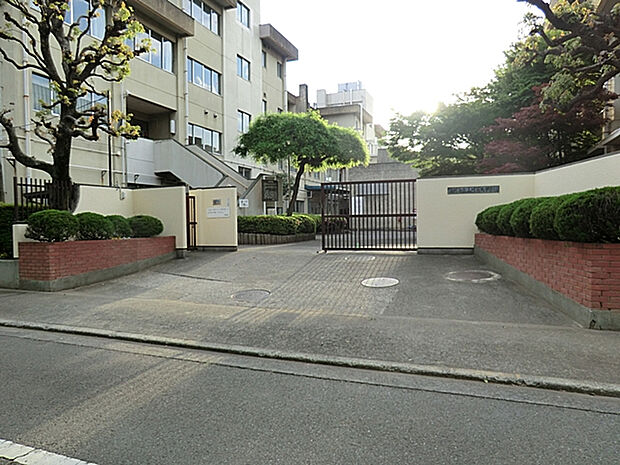 立川市立第九中学校（約320m）