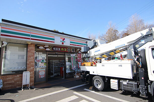 セブンイレブン西東京向台町2丁目店（約400m）