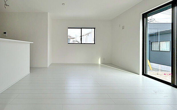 現地写真：LDK（2号棟）