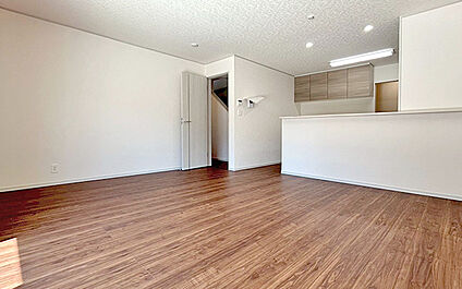 現地写真:LDK(8号棟)