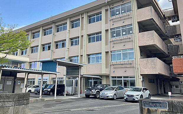 和田中学校(約1,450m)