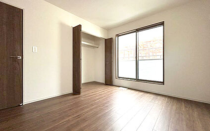 現地写真:主寝室(1号棟)