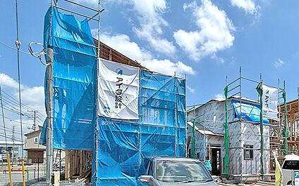 現地写真：建築中（1号棟）