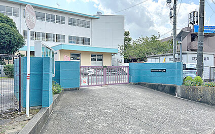 市立成沢小学校 1080m