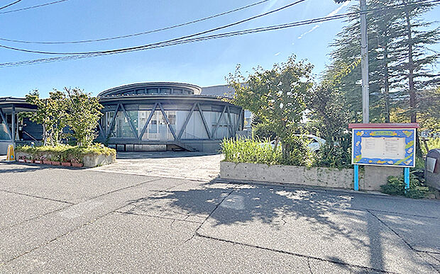 つくしこども園(約990m)