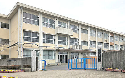 岐阜市立岐北中学校 2400m