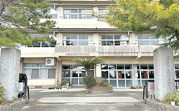 市立千代中学校(約2,700m)