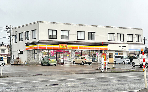 デイリーヤマザキ上越下源入店（約780m）