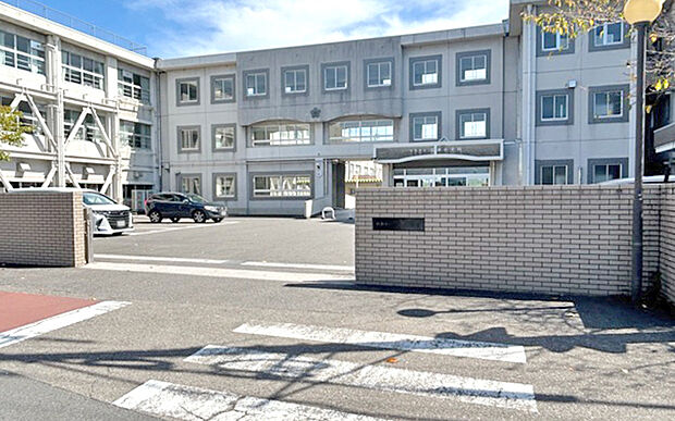 市立茜部小学校（約390m）