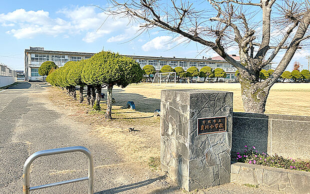 宇城市立豊川小学校（約460m）