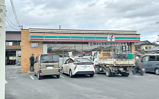 セブンイレブン水戸堀町南店(約250m)
