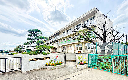 伊勢崎市立あずま南小学校 400m
