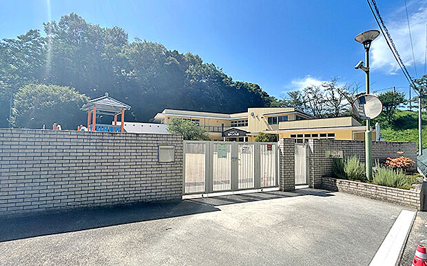 瀬戸こども園(約1,200m)