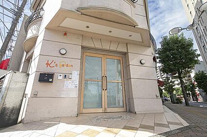 Little K`s真間駅前保育園 400m(徒歩5分)