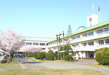 富里市立富里中学校 約3400m(自転車15分)