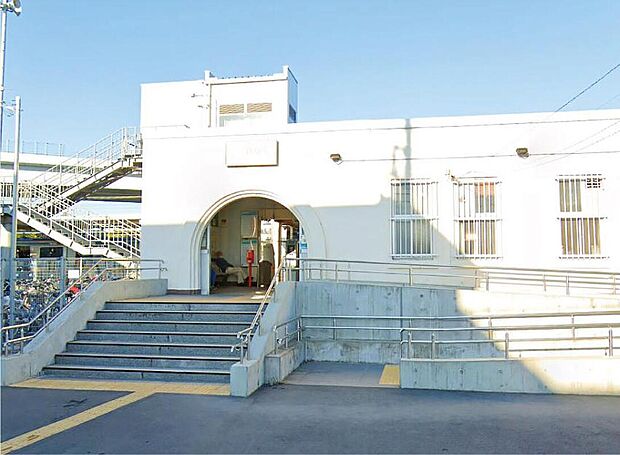 倉見駅まで徒歩約9分（710m）と通勤・通学時間にありがたい立地です♪