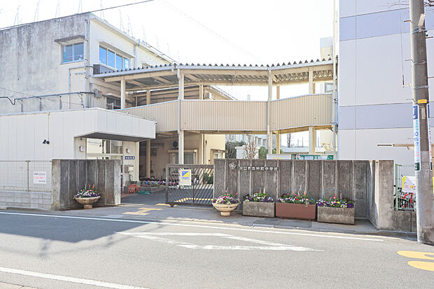 仲町中学校/徒歩13分