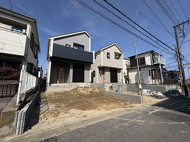 京急本線「弘明寺駅」まで徒歩12分の好立地分譲2棟！！
