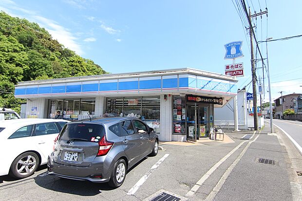 ローソン 上郷野七里テラス店(約220m)