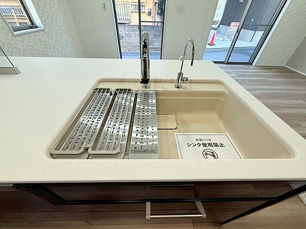 【人造大理石のシンク】広々な３Dシンク！