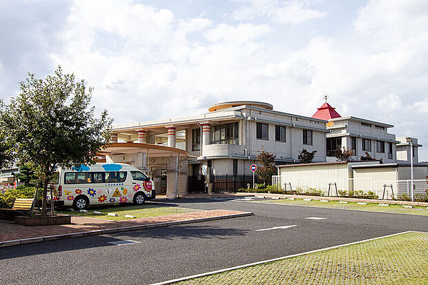 しろがね幼稚園(現地より徒歩10分)