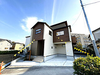 ブルーミングガーデン 草加市新里町2期3棟-長期優良住宅- 外観