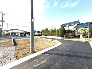 ブルーミングガーデン 草加市新里町4期8棟 その他