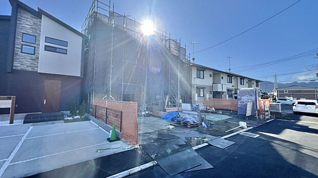 全面道路の舗装も完了致しました！　