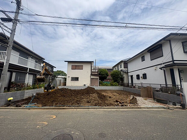 近場に幼稚園、小学校、中学校があり、お子様の通園・通学も安心です！　