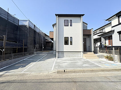 販売現地