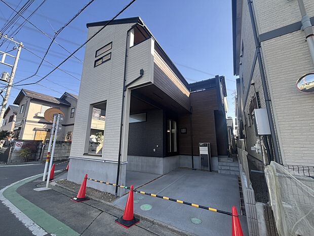 【販売現地】駅、商業施設、公共施設徒歩圏内♪　