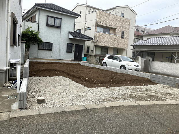 【外観写真】JR「久喜」駅徒歩15分の立地。複数路線利用可能で通勤・通学にも便利です。　