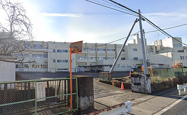 三ヶ島中学校（約1,400m）