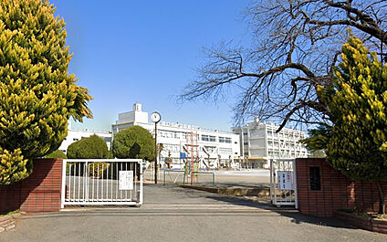 藤沢小学校 467m