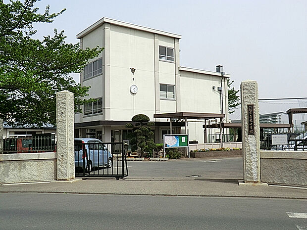 東中学校（約1,100m）