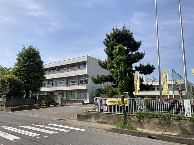 東松山市立東中学校（約930m）
