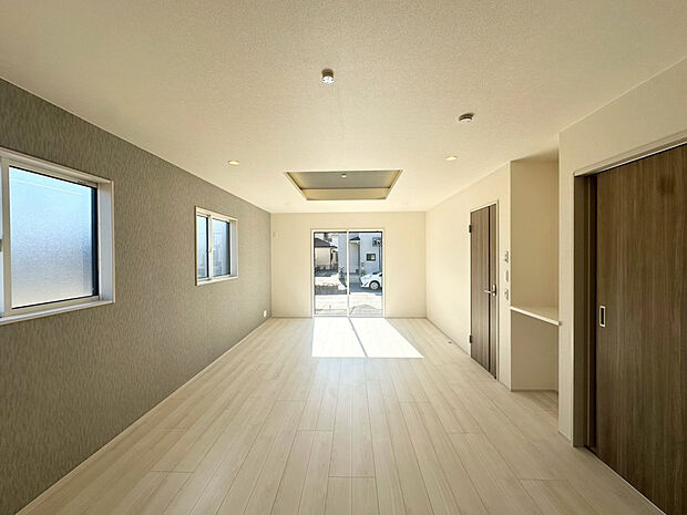 【2号棟:リビング】折上天井面はシーリングファン設置可能な下地補強済みです♪