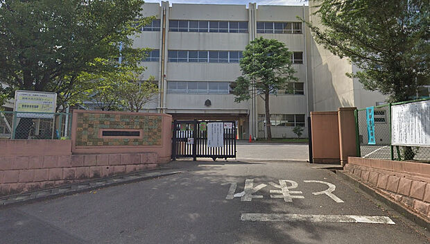 松戸市立上本郷第二小学校（徒歩3分）（約174m）