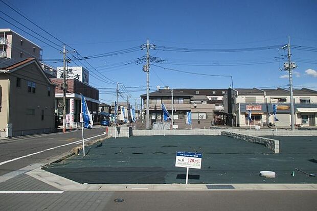 No.6_土地(撮影_2026年2月)38.99坪。南側・西側の二方向が道路に面した日当たりの良い角地です。