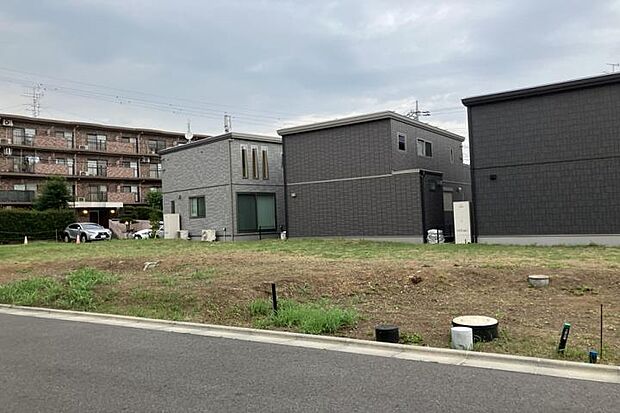 No.15_土地2(撮影_2026年7月)土地の広さや周辺環境をぜひ現地でご体感ください。