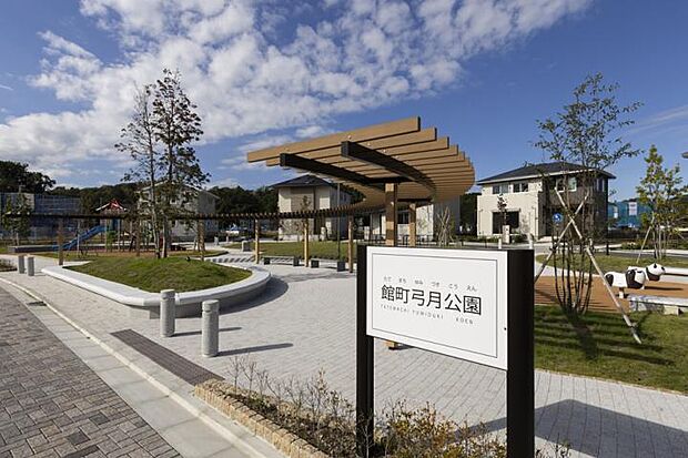 【公園1(撮影_2025年10月)】分譲地の中心には遊具を備えた公園を配置。住民の憩いの場になります。