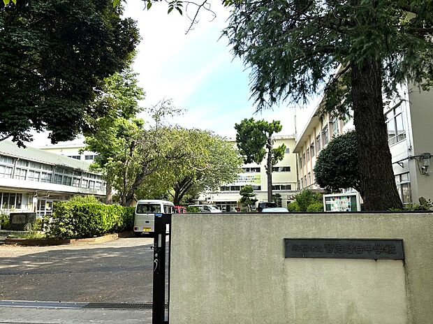 船橋市立習志野台中学校（約210m）