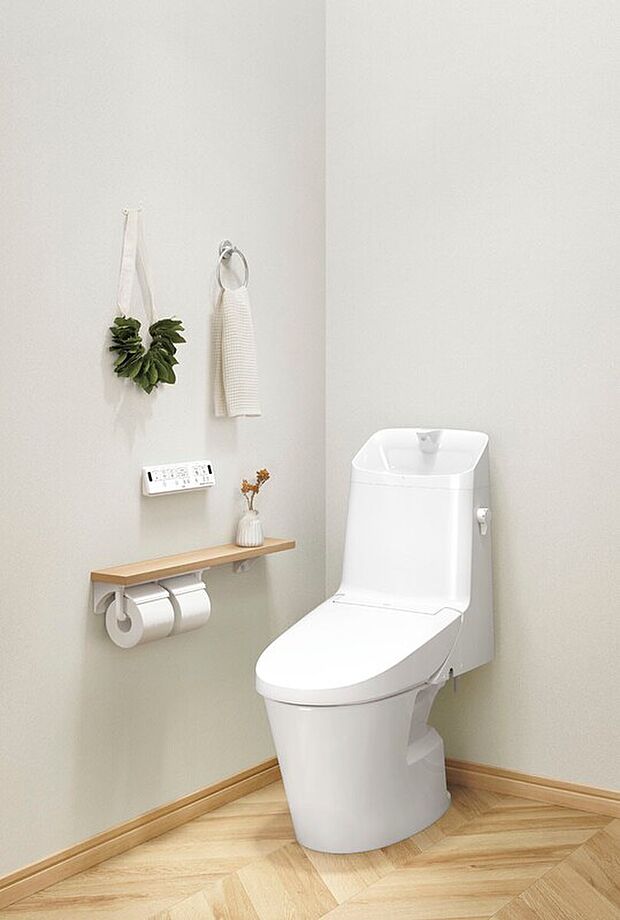 【トイレ】少ない水で、効率よくしっかりきれい、トルネード洗浄。凹凸が少なくお手入れが簡単。汚れが付きにくいセフィオンテクト加工でキレイが長持ち。※IMAGE