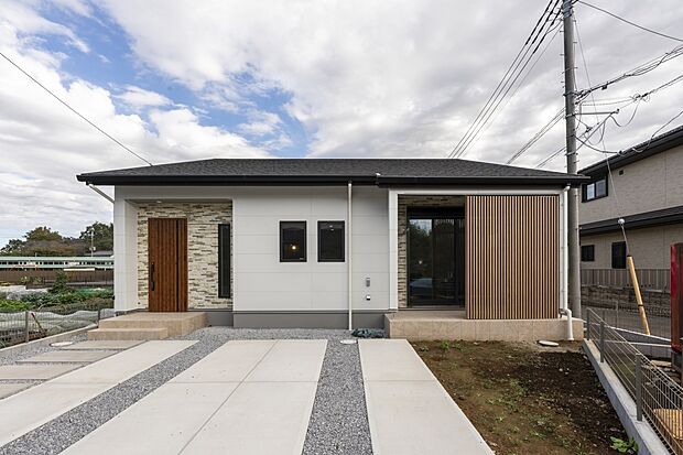 【1号棟外観】※現地撮影